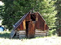 Hiking Miners Basin, Moab Utah - Image 2